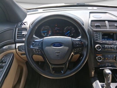 2017 Ford Explorer Base