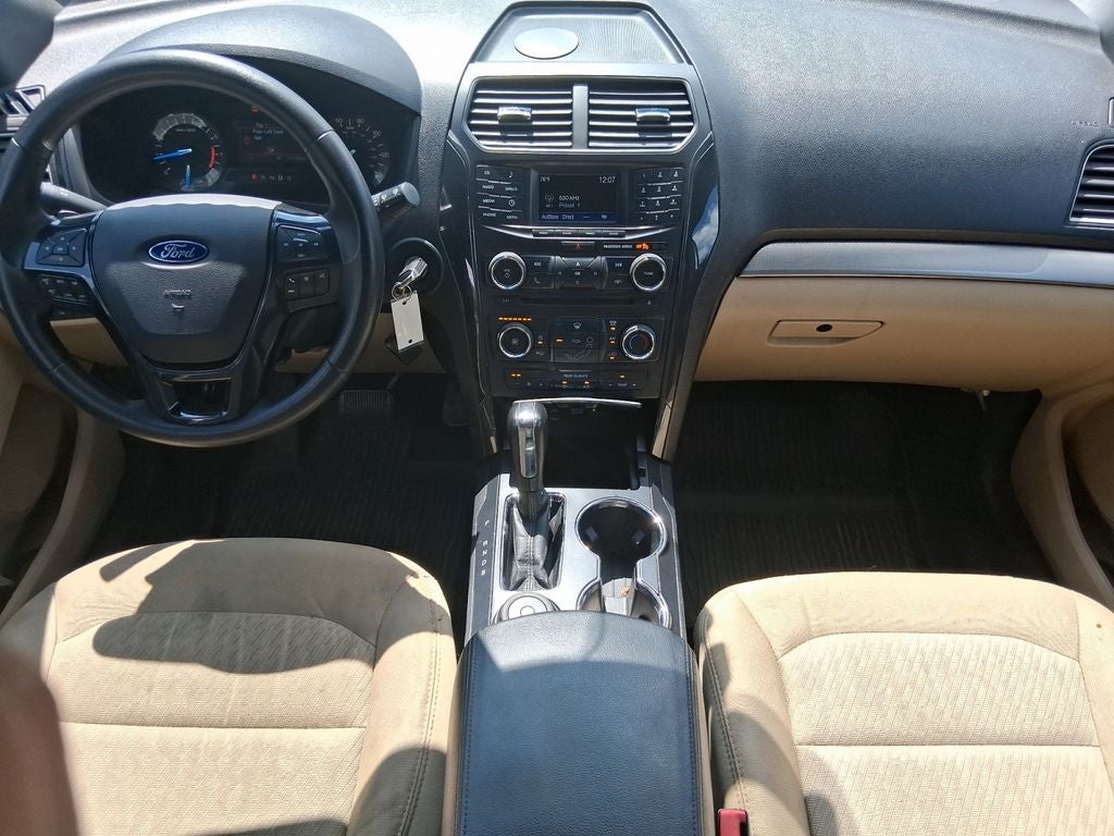 2017 Ford Explorer Base