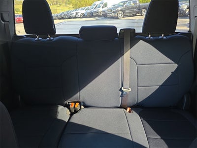 2022 Chevrolet Silverado 1500 4WD Crew Cab Standard Bed LT