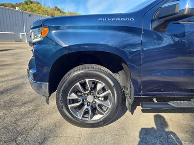 2022 Chevrolet Silverado 1500 4WD Crew Cab Standard Bed LT