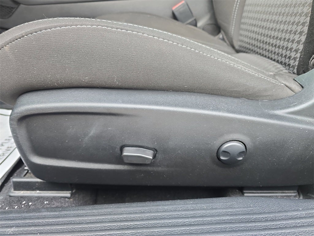 2022 Dodge Challenger SXT AWD