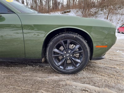 2022 Dodge Challenger SXT AWD