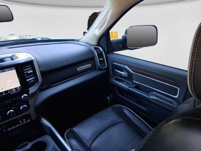 2022 RAM 3500 Laramie Crew Cab 4x4 6'4' Box