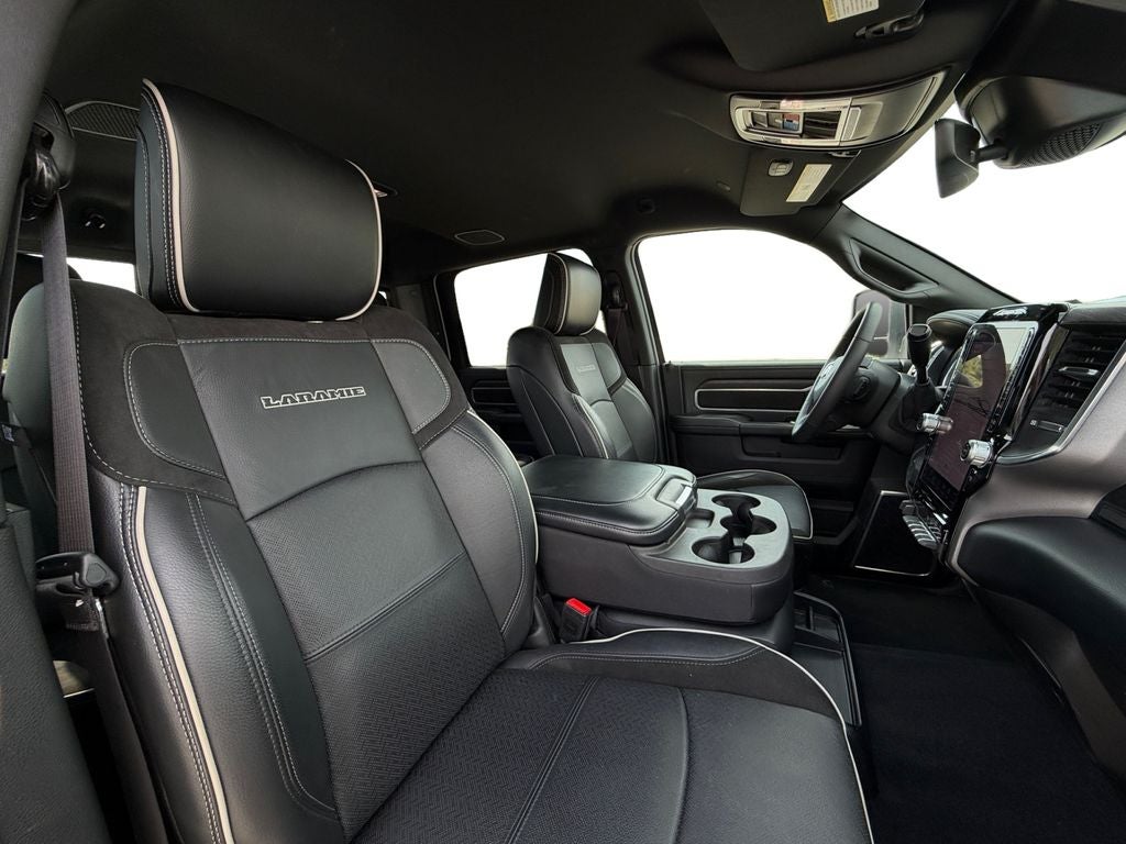 2026 RAM 2500 Laramie Crew Cab 4x4 6'4' Box