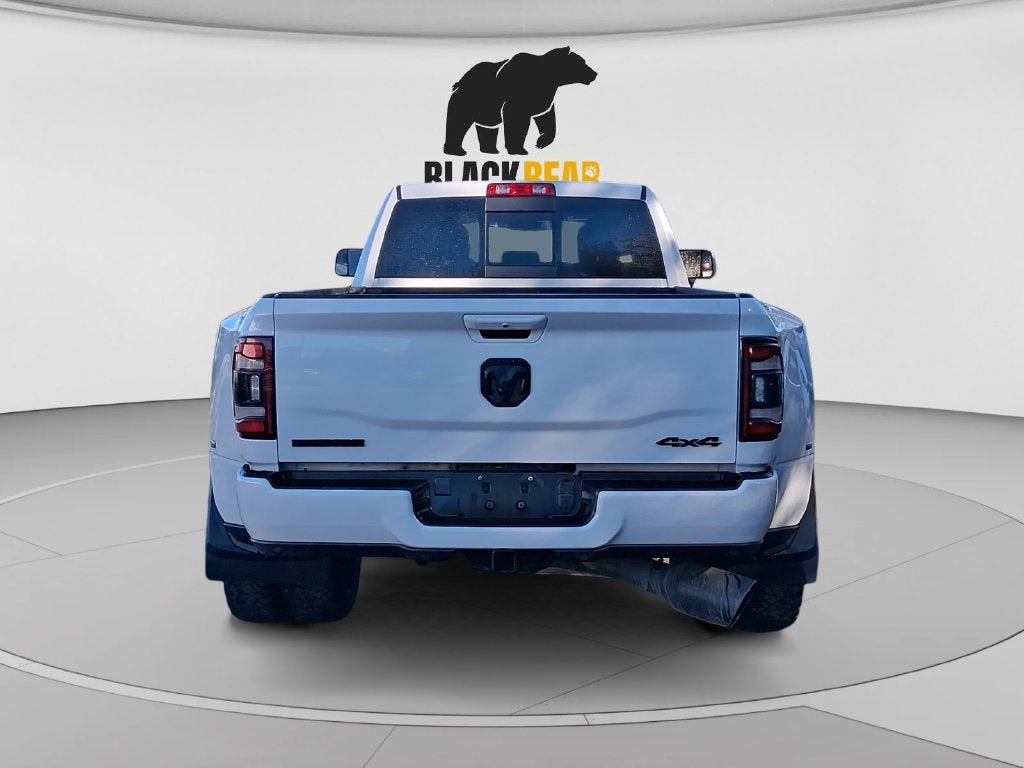 2022 RAM 3500 Big Horn Crew Cab 4x4 8' Box