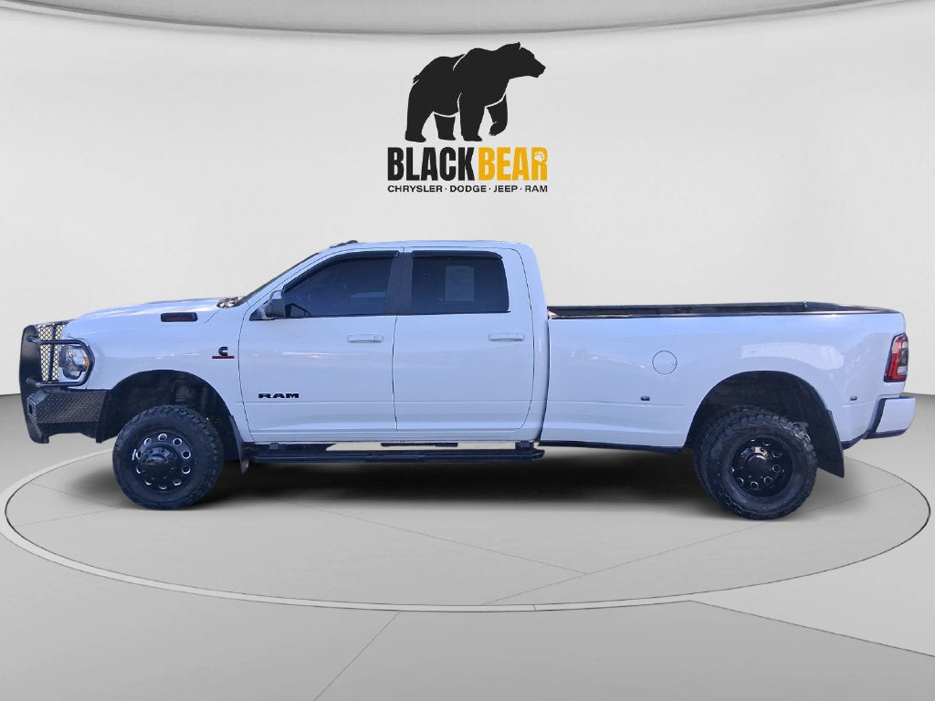 2022 RAM 3500 Big Horn Crew Cab 4x4 8' Box