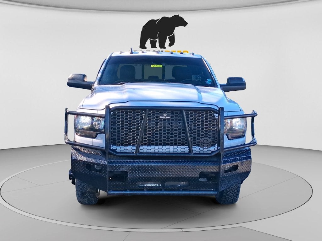 2022 RAM 3500 Big Horn Crew Cab 4x4 8' Box