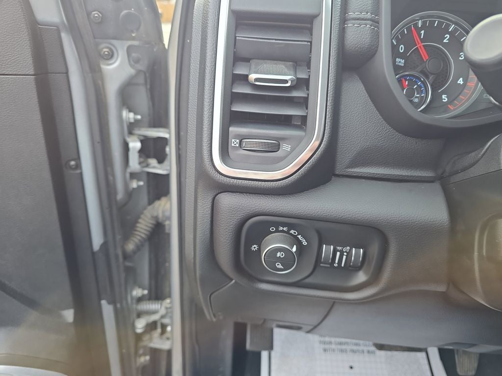 2024 RAM 2500 Laramie Crew Cab 4x4 6'4' Box