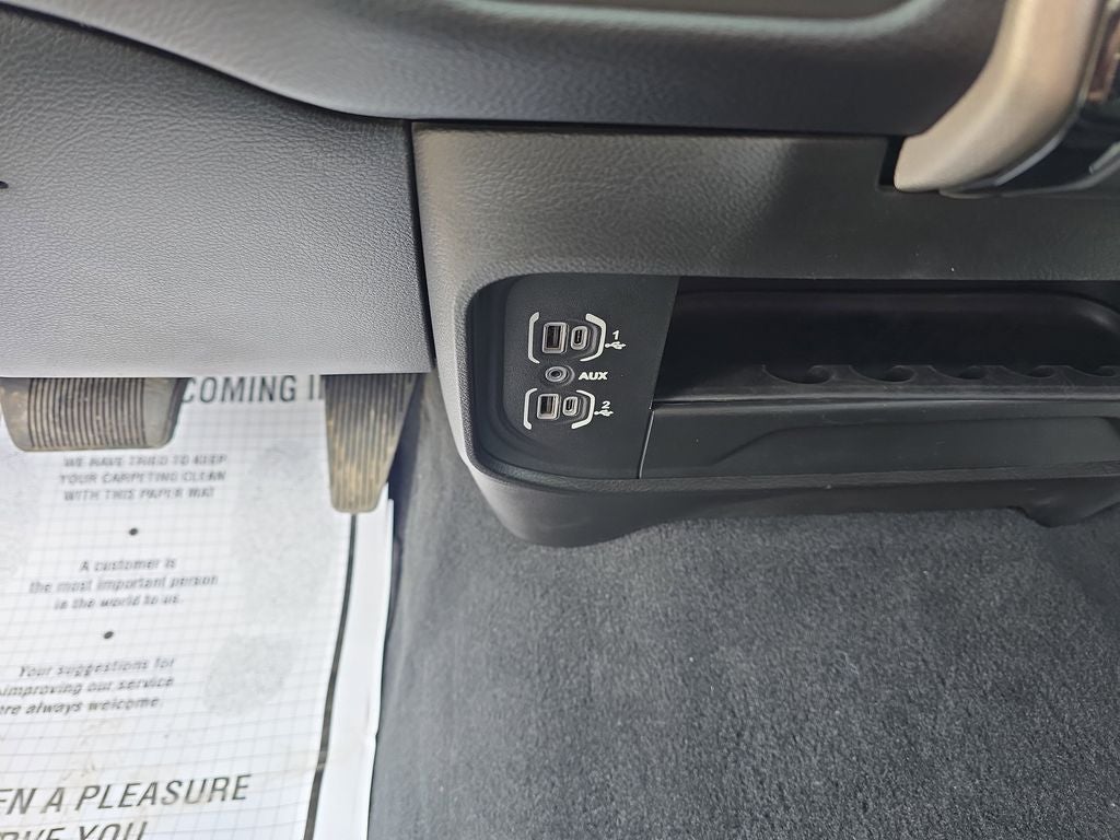 2024 RAM 2500 Laramie Crew Cab 4x4 6'4' Box