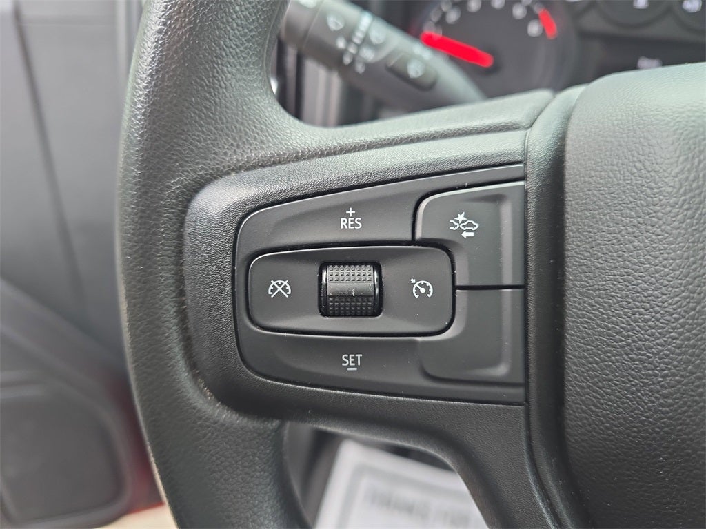 2025 Chevrolet Silverado 1500 4WD Crew Cab Short Bed Custom