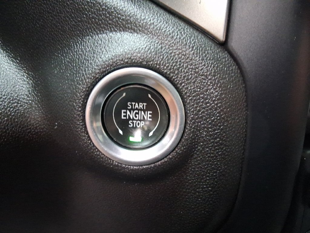 2020 Chevrolet Silverado 1500 4WD Crew Cab Short Bed LT