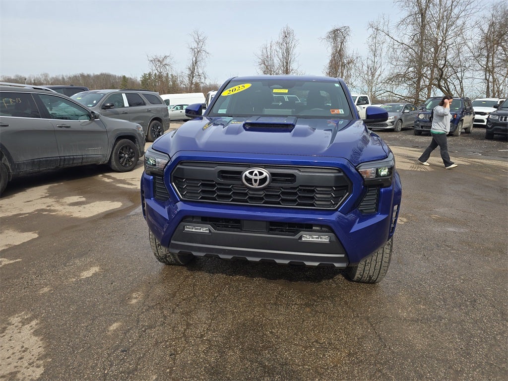 2025 Toyota Tacoma TRD Sport
