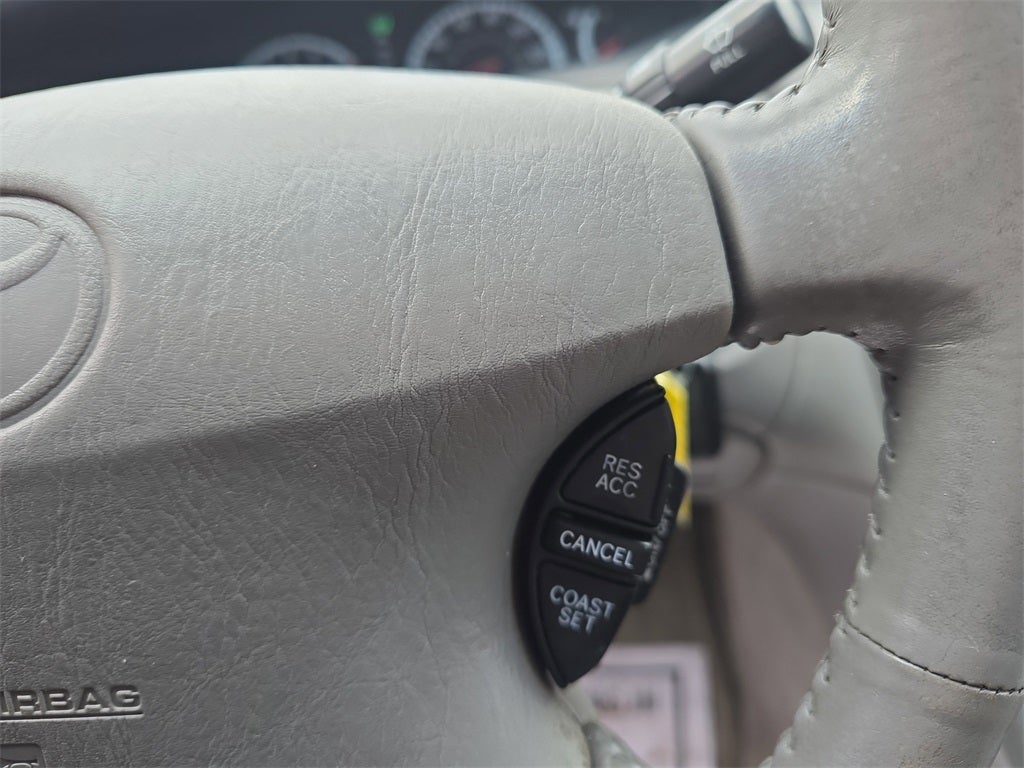 2001 Toyota Avalon Base