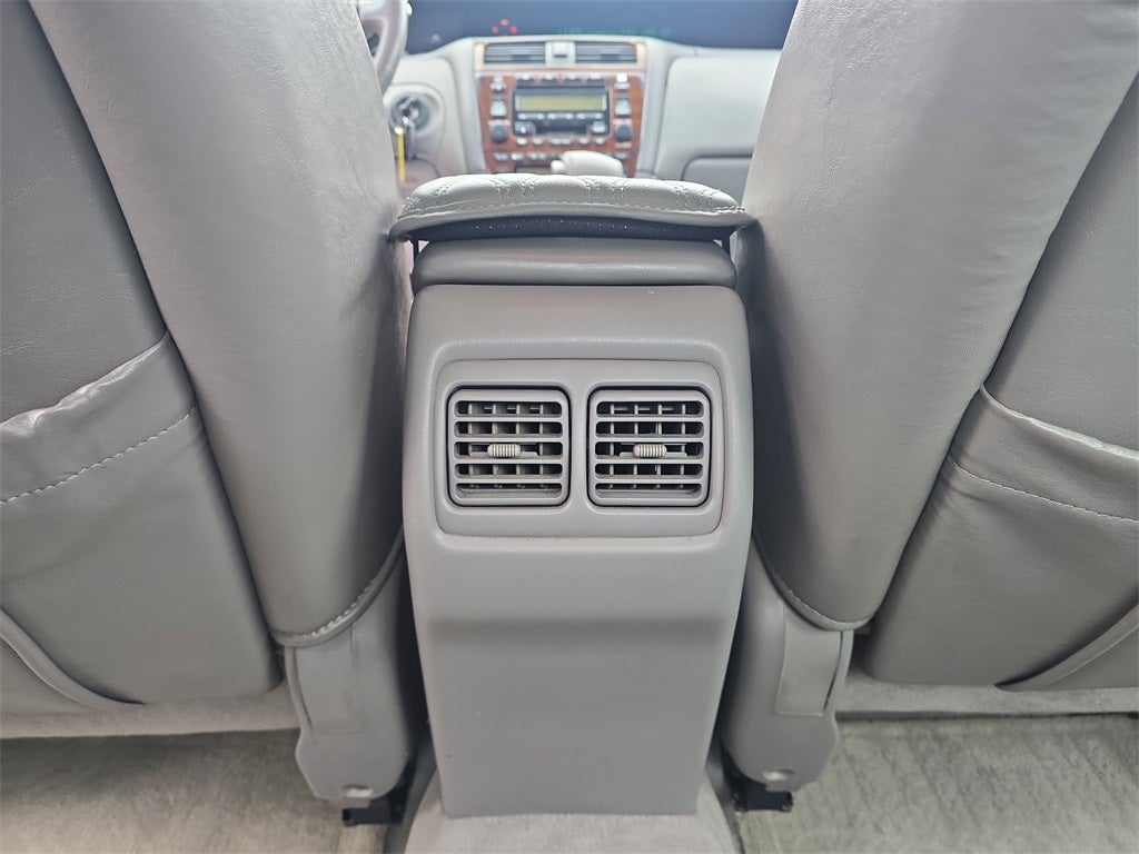 2001 Toyota Avalon Base