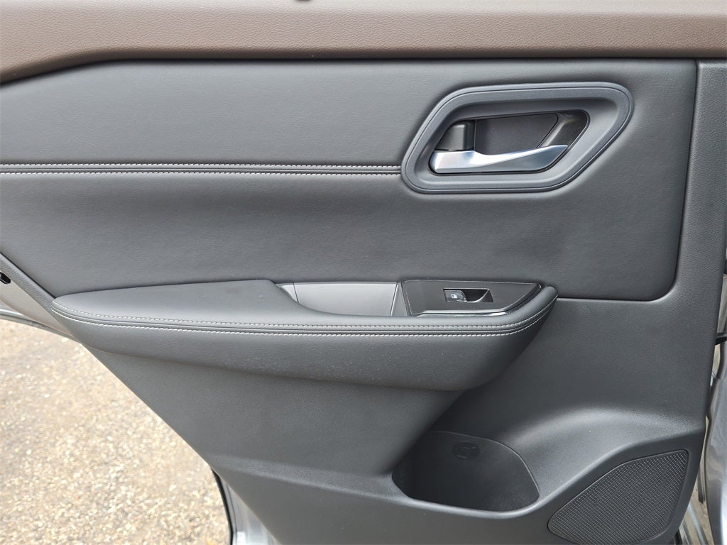 2022 Nissan Rogue SV Intelligent AWD