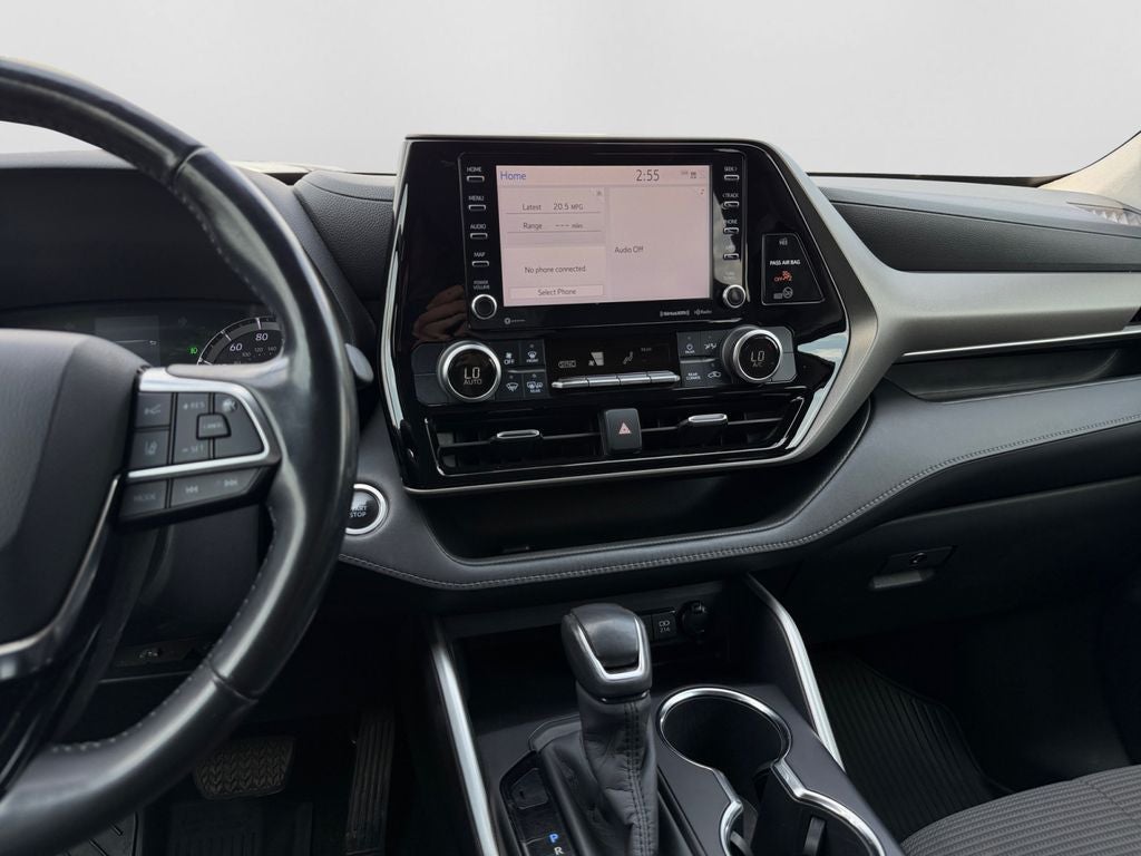 2020 Toyota Highlander LE