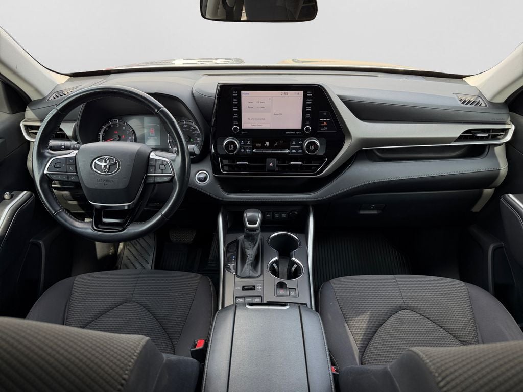 2020 Toyota Highlander LE