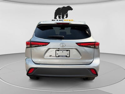 2020 Toyota Highlander LE