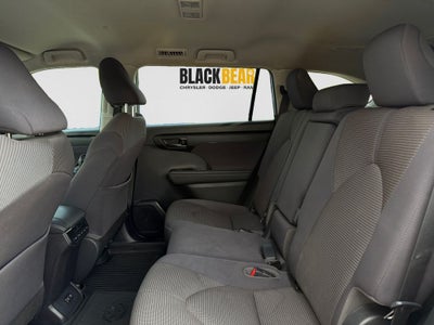 2020 Toyota Highlander LE