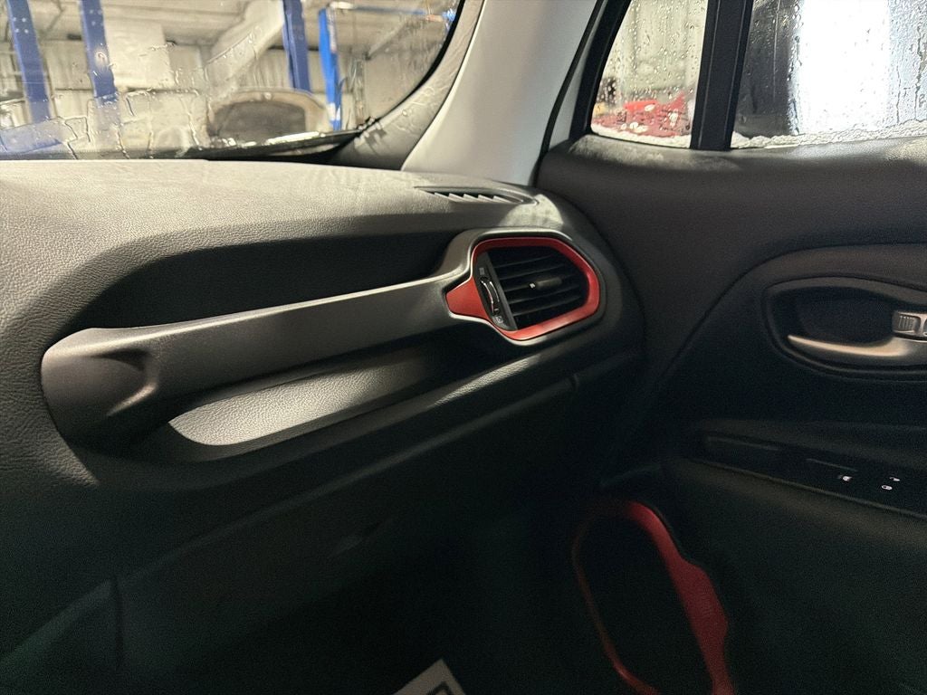 2023 Jeep Renegade Trailhawk 4x4